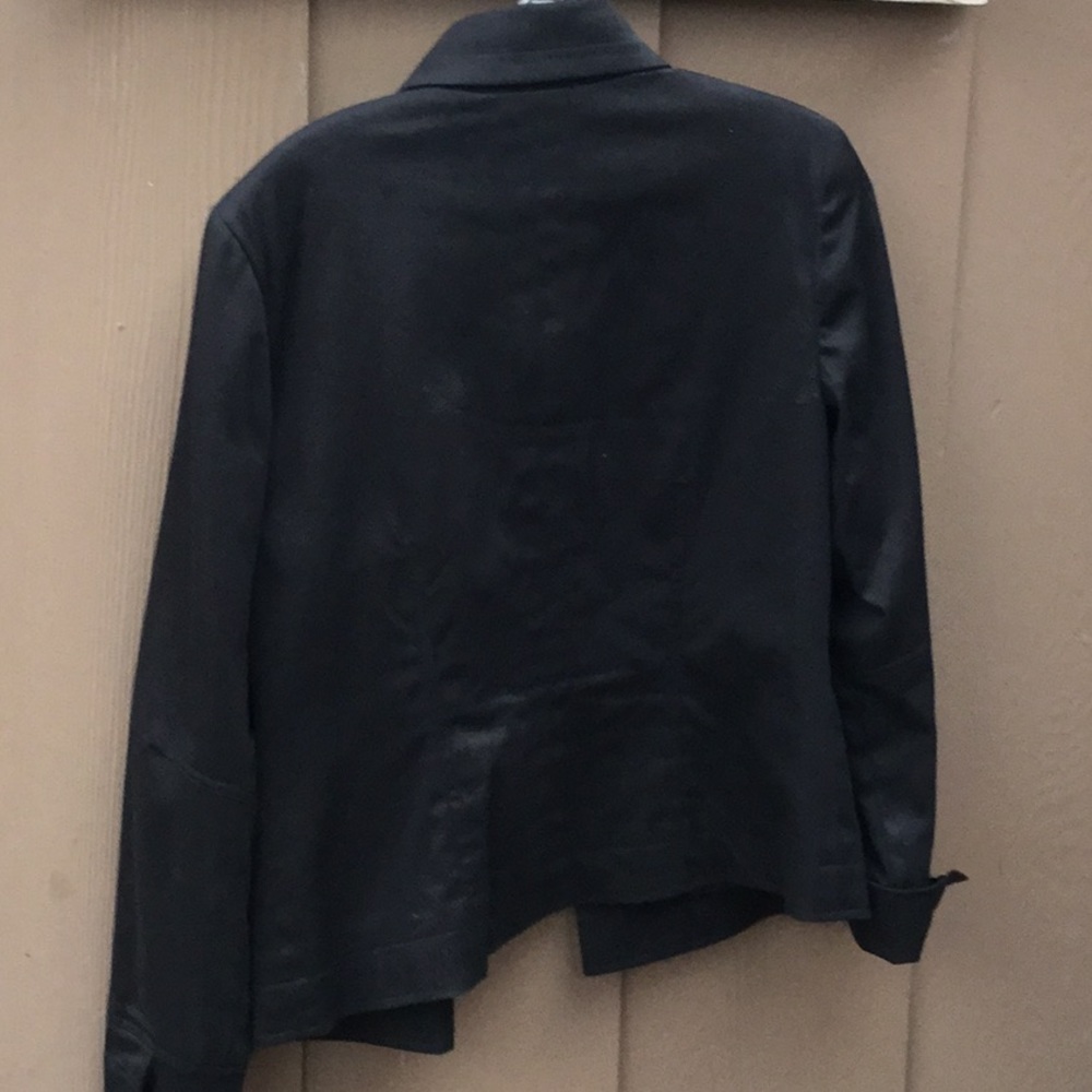 Jacket - Picture 4 of 4